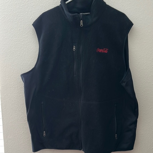 Port Authority Black Vest with Coca Cola embroidery - Picture 1 of 5